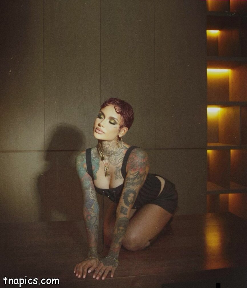 Kehlani Nude Leaks 44