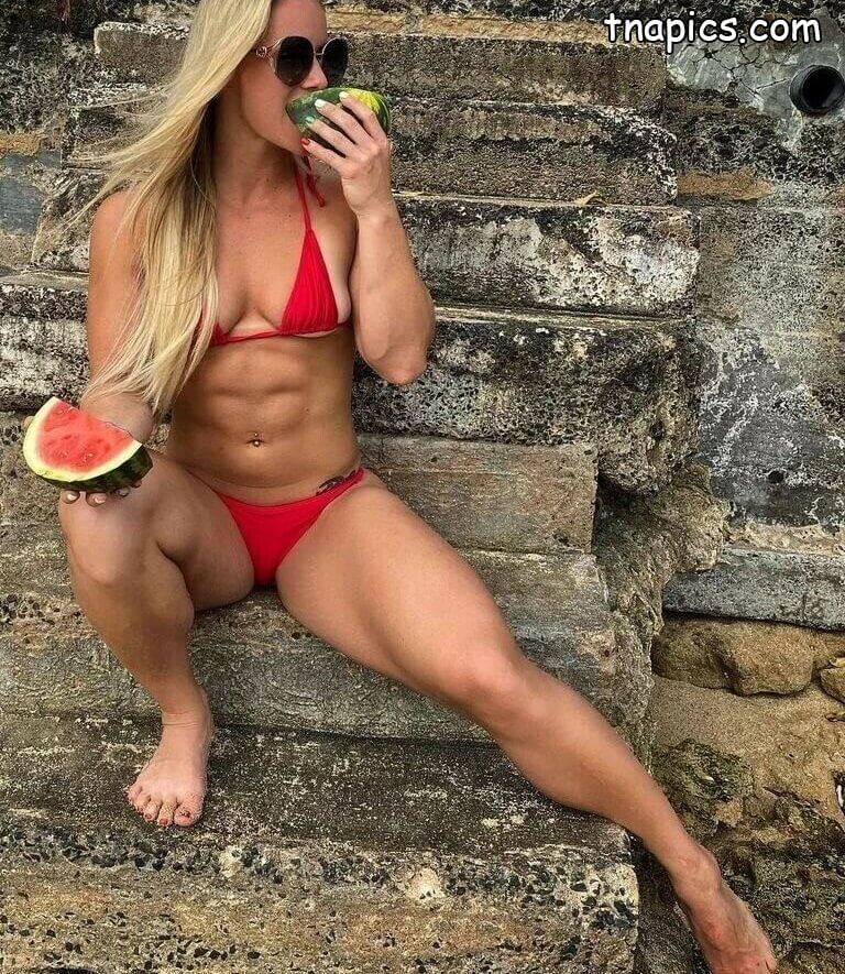 Dani Speegle Nude 11