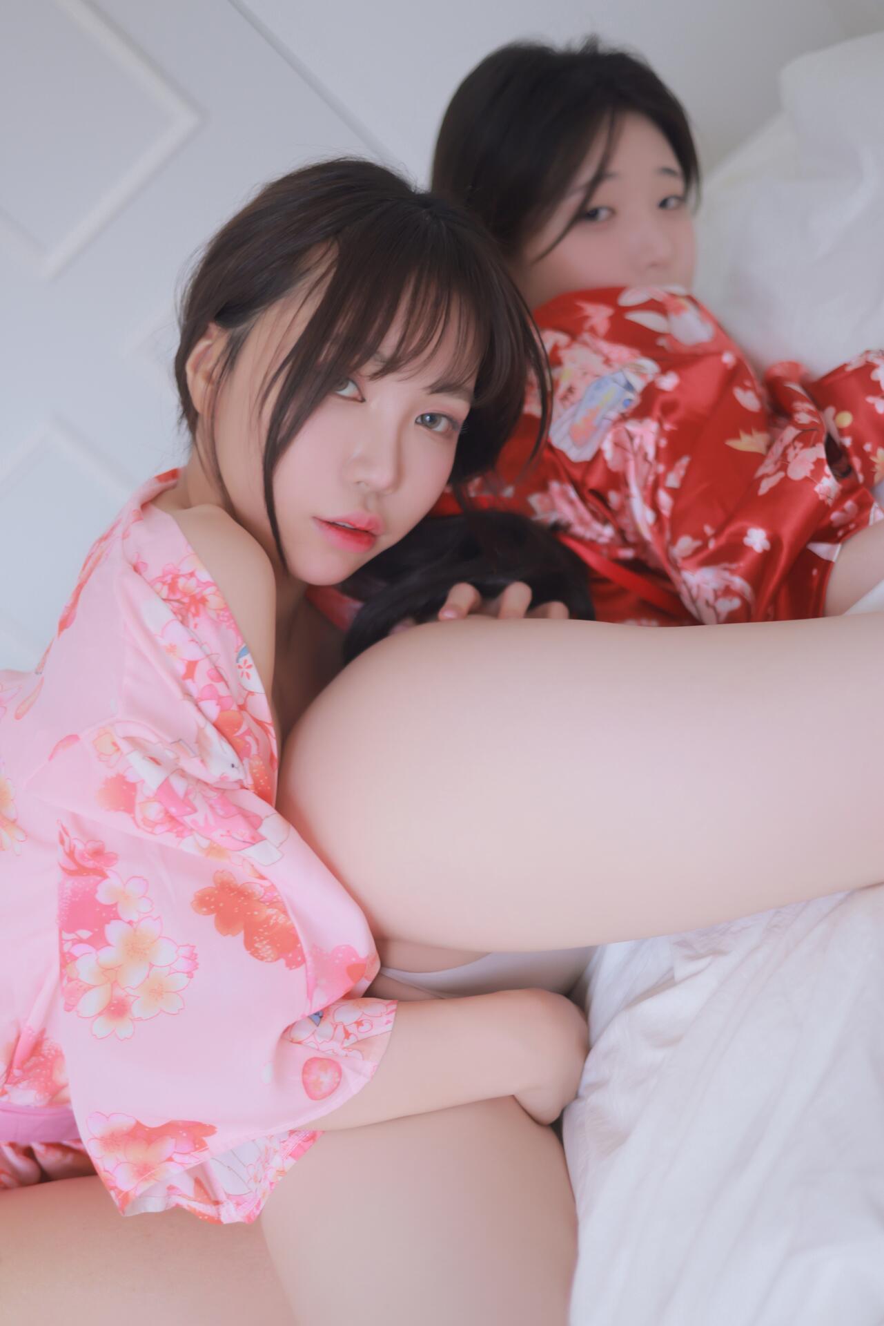 Korean Gravures / takaidesuoficial Nude OnlyFans Leaks 6