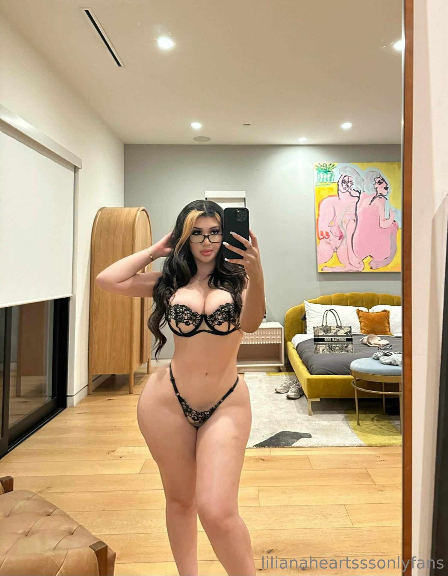 Lilianaheartsss Nude OnlyFans Leaks 1