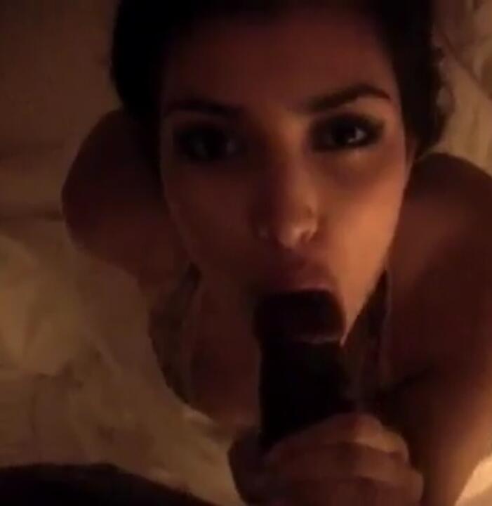 Kim Kardashian / kimkadarshian Nude OnlyFans Leaks 6