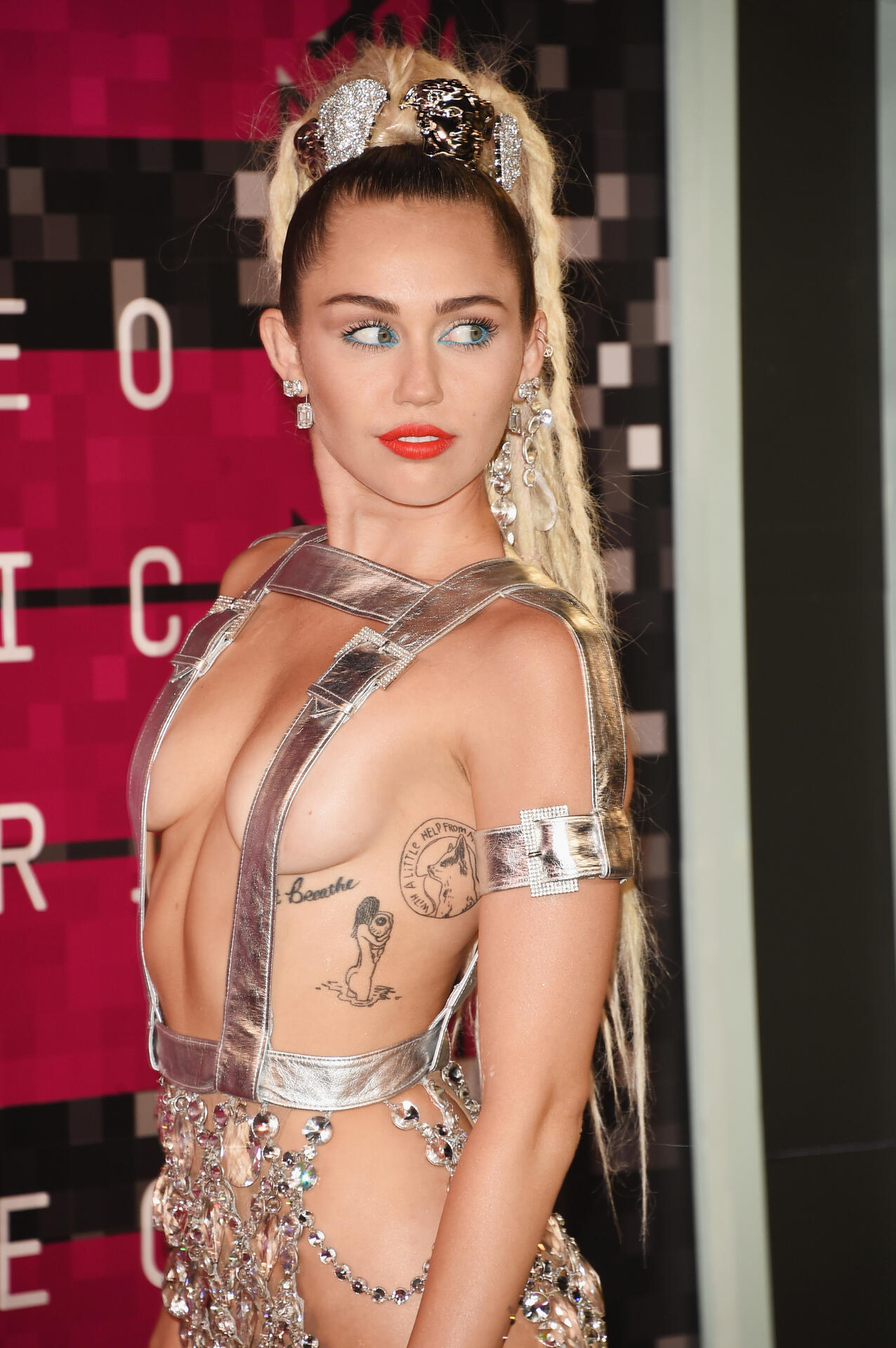 Miley Cyrus / mileycyrus Nude OnlyFans Leaks 2